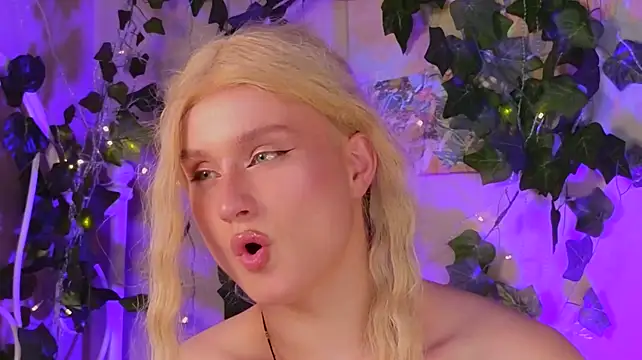 horny__doll