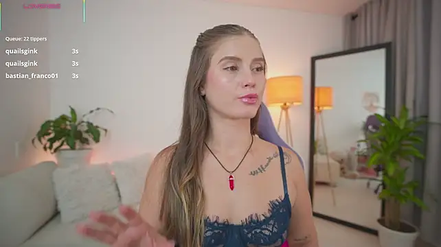 roxie_gates_