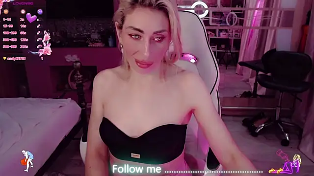 AnnieGOld_ webcam