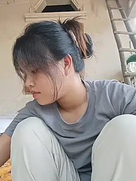 Pretty-haert live sex cam