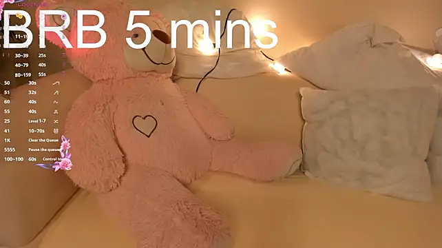 Red__sunnny live cam on StripChat