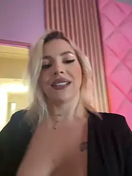 IveySin webcam