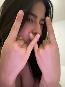 CuteKira7 webcam