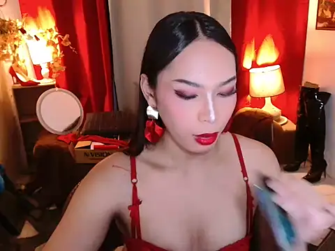 kylieEmparado