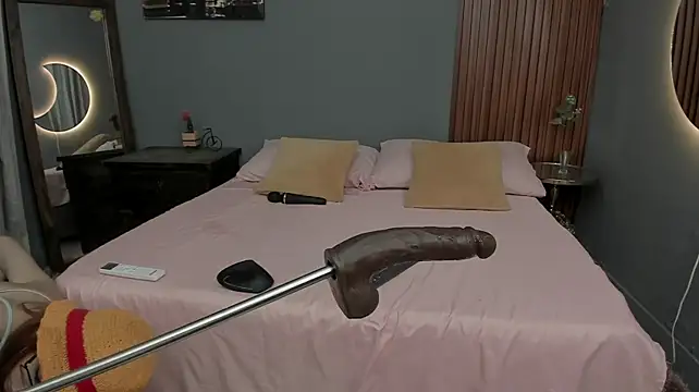 luna_sunflower__ live cam preview