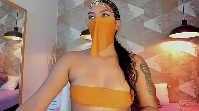 LalilaBrunettee