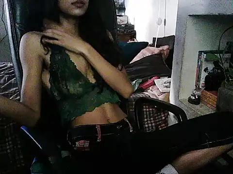 exude_diya live cam on StripChat
