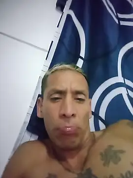 Elmono__1 live cam on StripChat