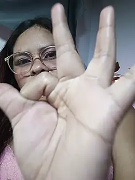 Chizuqui25 live sex cam