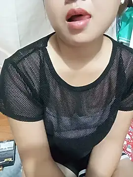 Mina_squirrt