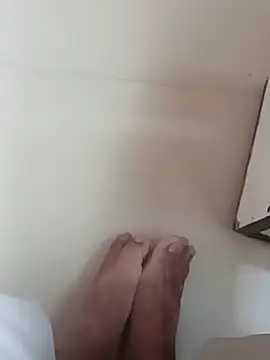 hiren_007 live sex cam