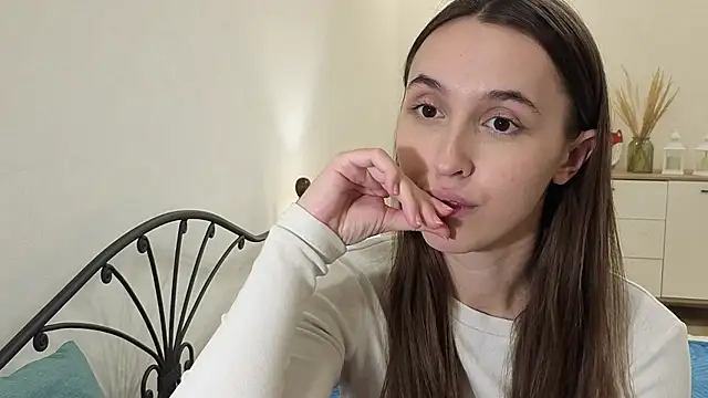 Luna_Hayes