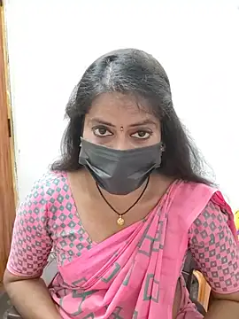 tamil_Sigappu_Roja