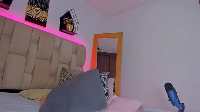 kayla-ada0