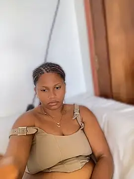 madelltheebony