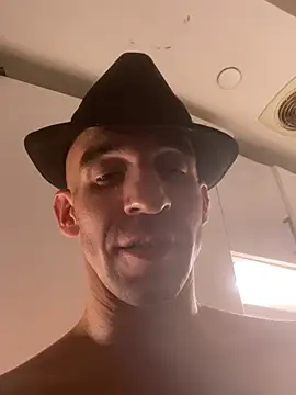 asirTainNYCGuy live cam preview