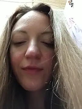 KattyLuuu webcam