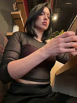 RoxySantaMonica live cam on StripChat