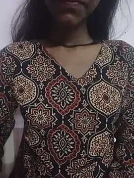 sexy___hotty live cam on StripChat