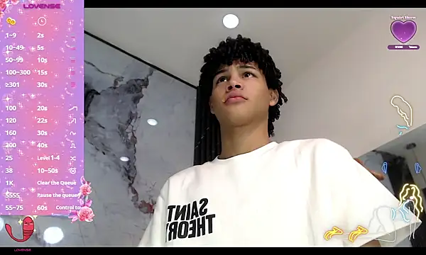 MatewHottxxx webcam