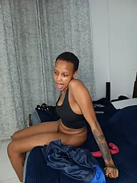 Honeyluna_ webcam