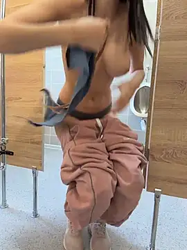 Webcam en directo de la chica BallerinaCappuccino_