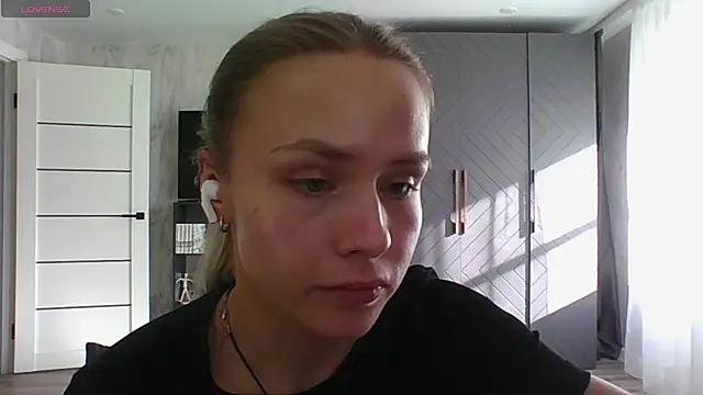Annie_Cohn
