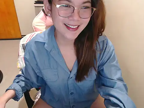 Sweety_Aria live cam on StripChat