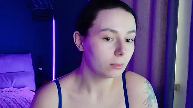 Di_na_Bell