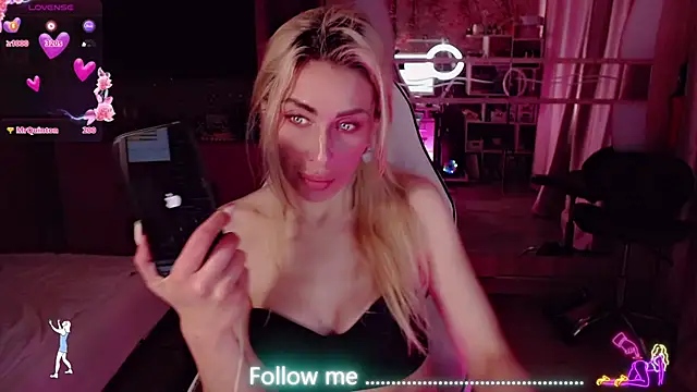 AnnieGOld_