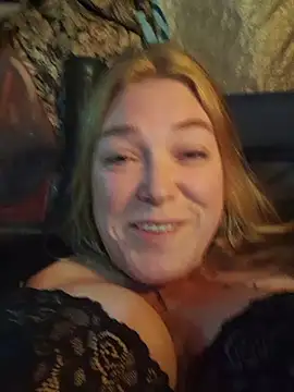 BettyandGold live sex cam