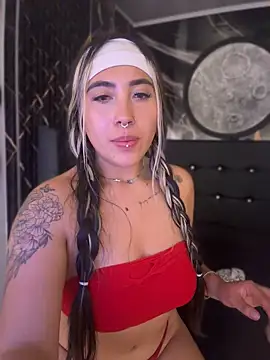 ManuelaVeeleez