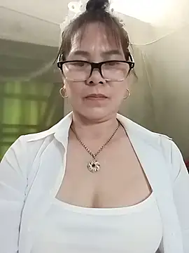 EmthichXyx live cam preview