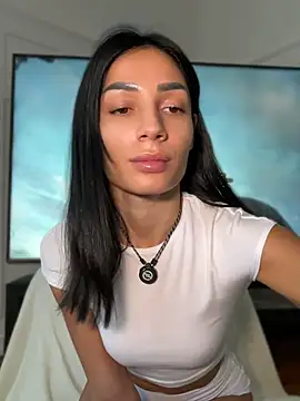 Vicky_luxe