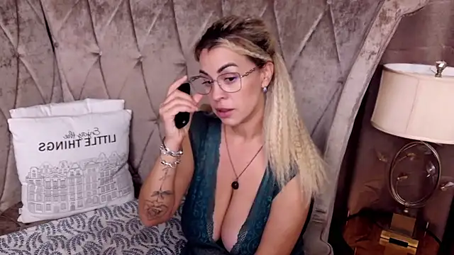 BustyGizelle
