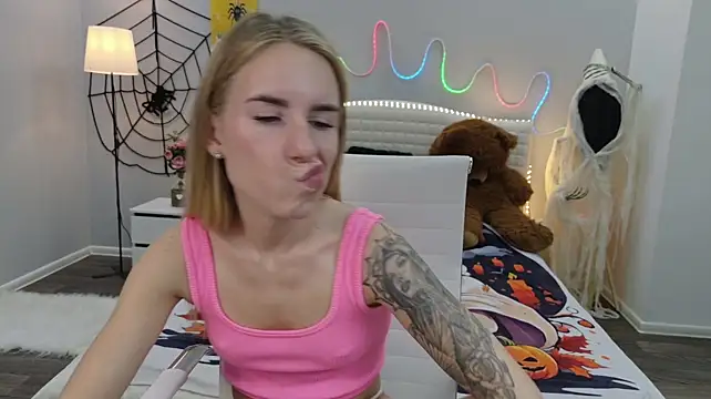 DeboraHorny