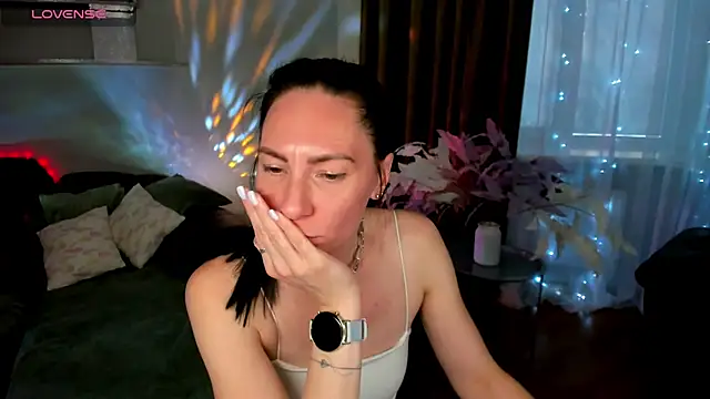 IngaRain live cam on StripChat