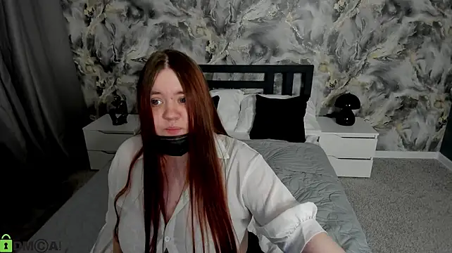 Alice_Steellee
