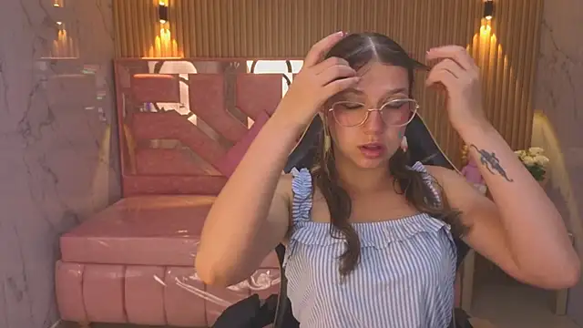 Vanessa_tf1