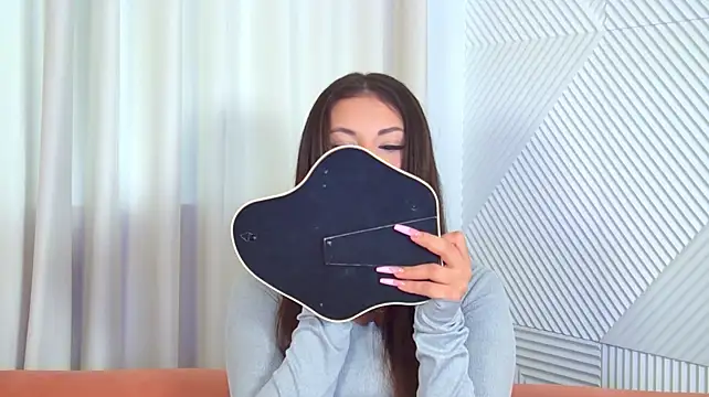 MonicaMartinezi