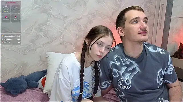 white-boo webcam