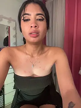 lina_pink