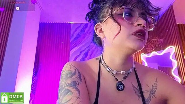 kristen_tay