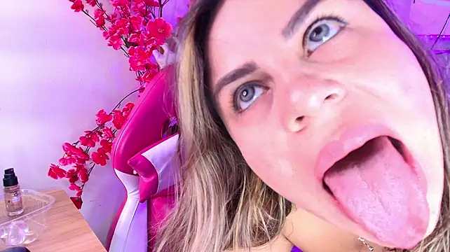Lia_adamsss live cam preview