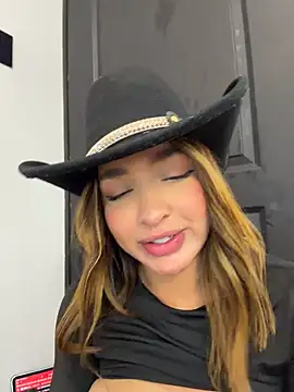 jenn_fit webcam