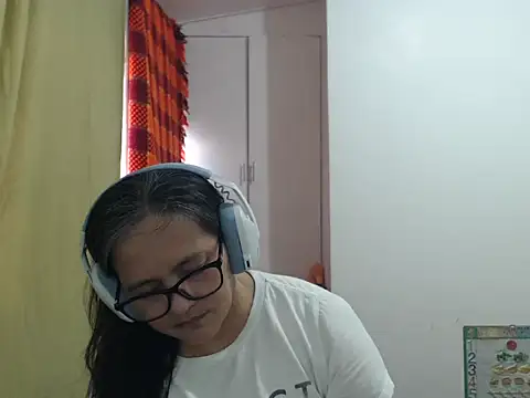 Kinkybela2025