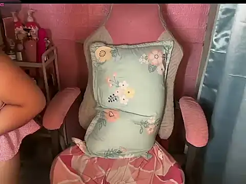 bella_holy