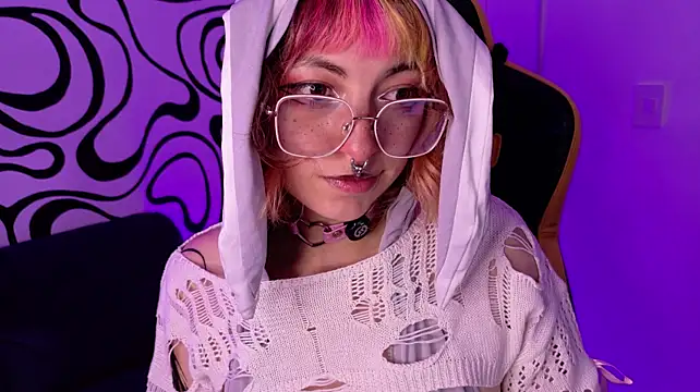 BadEmyXO live cam preview