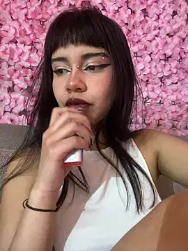 AntonellaCooper_Pink