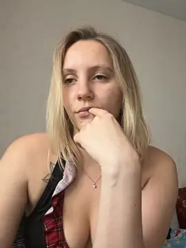 Ann_first_kiss